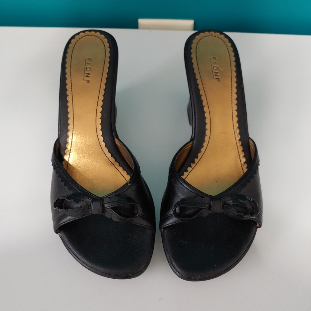 Fioni Wedge Sandals
